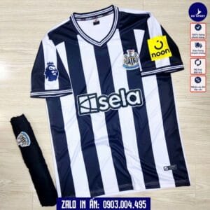 Áo Bóng Đá CLB Newcastle Sọc Đen Trắng 2023 -2024 Rất Đẹp